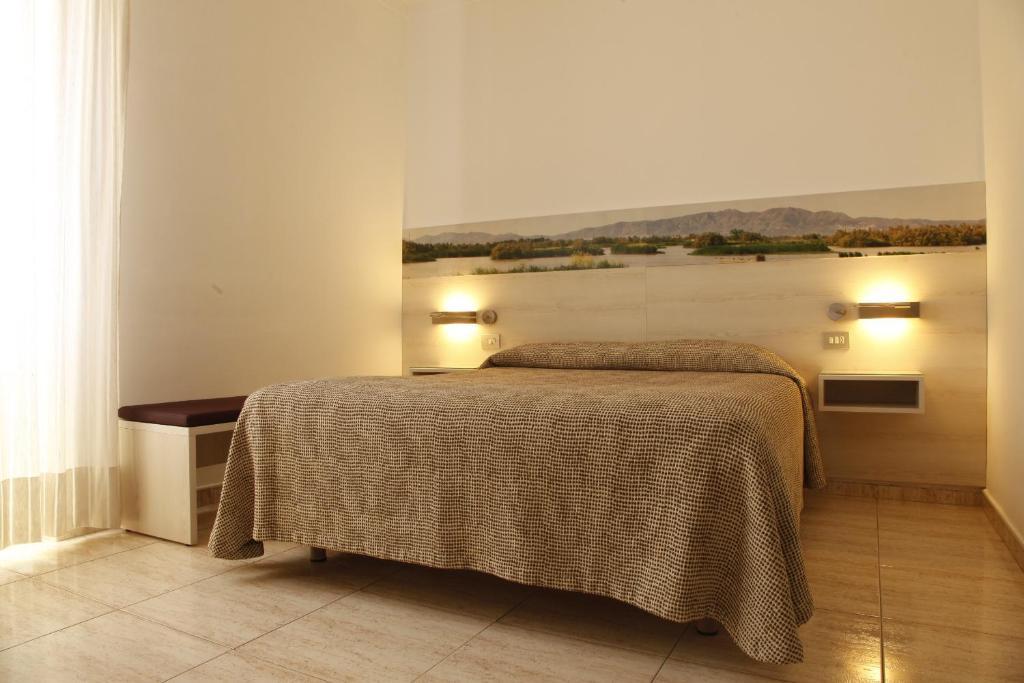 Hotel Canet Castello  D'Empuries Quarto foto